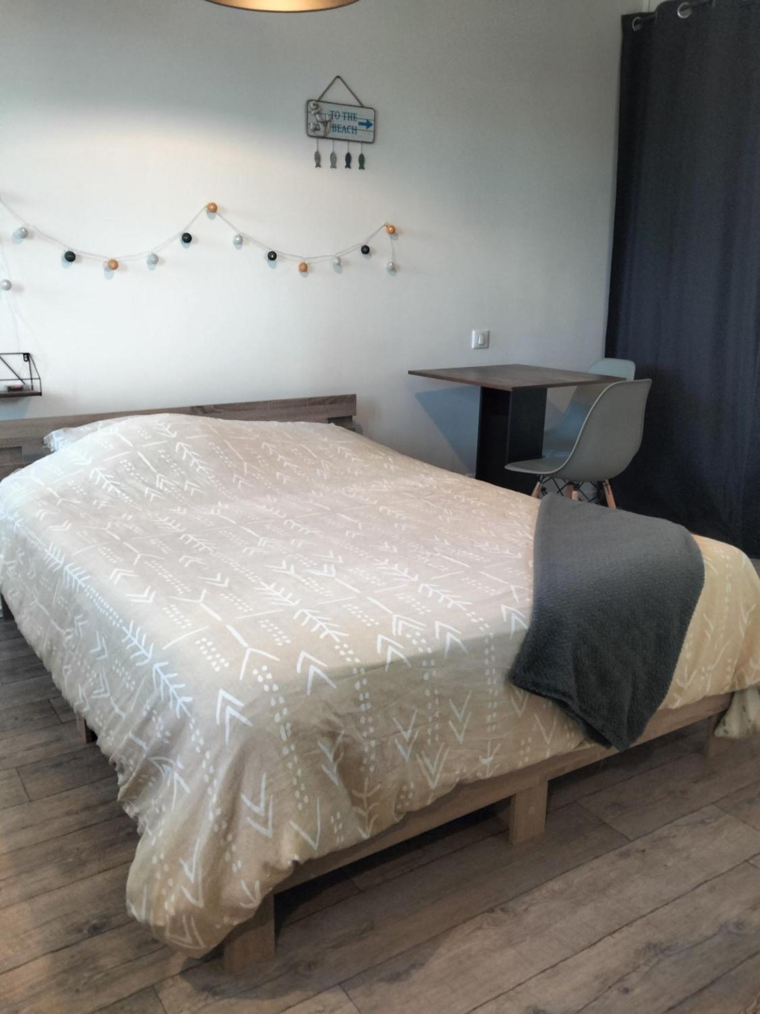 Logement Independant Avec Exterieur Privatif Et Cloture Batz-sur-Mer Ngoại thất bức ảnh